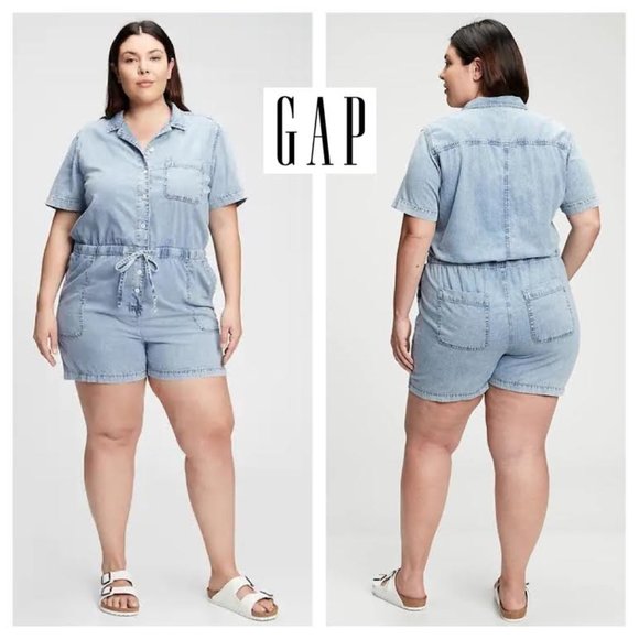 NWT $80 GAP Women M Denim One Piece Shorts Romper Jumpsuit Oversized FIT - Picture 1 of 7